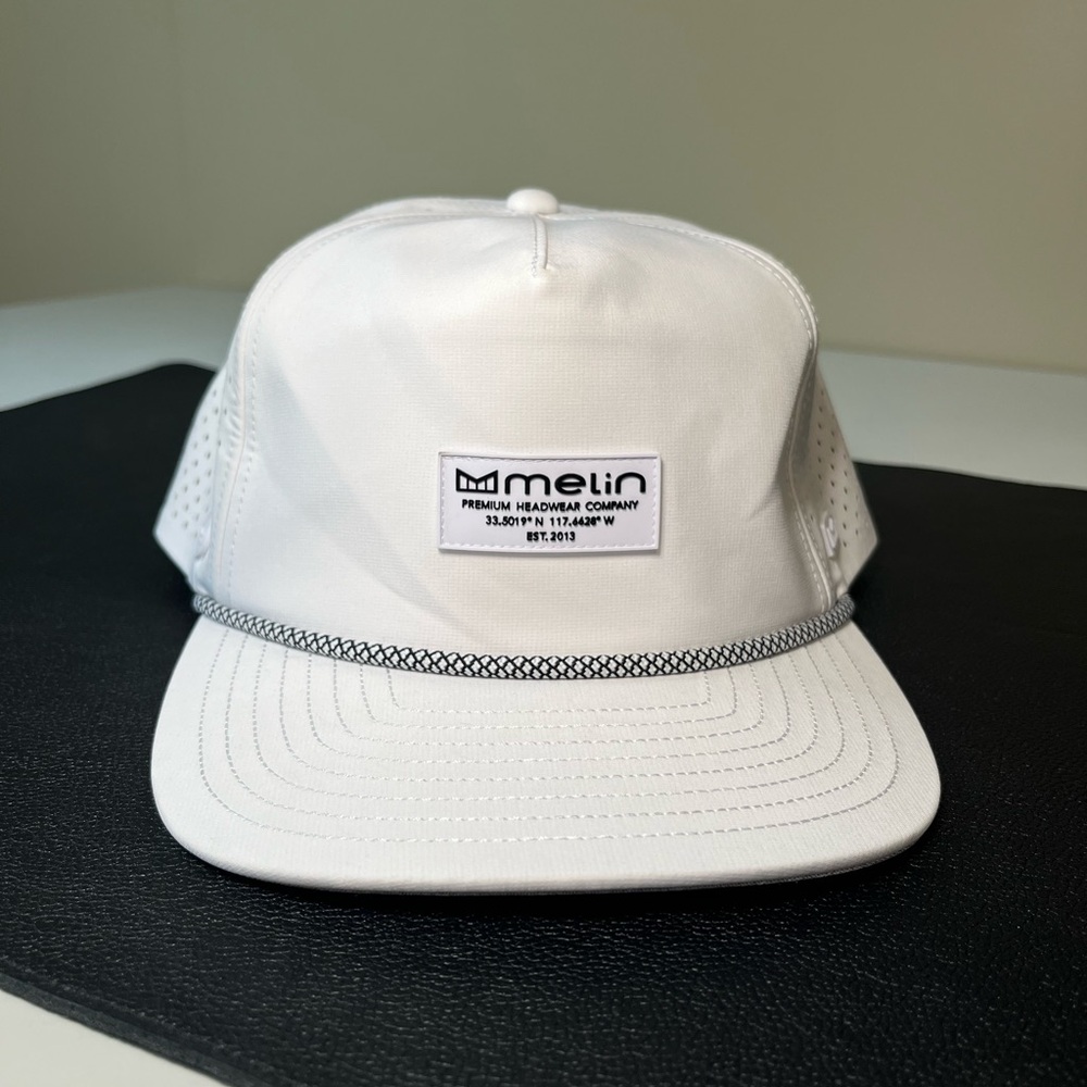 Melin Coronado White Cap